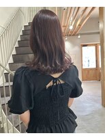 アトレ 福岡大名店(attrait) 艶めくラベンダーブラウンミディ