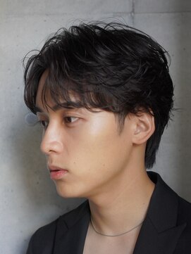 レタッチバイフィフス(RETOUCH by fifth) センターパート×ルーズパーマ