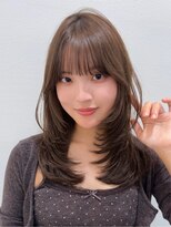 ポーチバイハニー オモテサンドウ(PORCH by HONEY omotesando)&nbsp;ミディアムヘア/グレージュ/くびれヘア