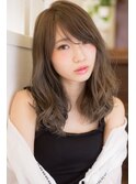 ハーフモデル風カラーが可愛いモテロング
