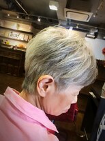 アクティフ(actif)&nbsp;60代70代　白髪を生かしたシニアショートヘア！！