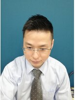 今日は美容院&nbsp;直毛さんのソフトモヒカンスタイル