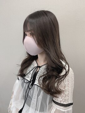 ティティヘアーコーディネート(Titi hair coordinate) 曽田遥菜　韓国ヨシンモリ