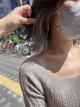 ココット 京橋店(cocotte) インナーカラーホワイトシルバー