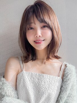 アグノス 青山(Agnos) 斜めバングアプリコットオレンジサイドバング美髪イメチェン