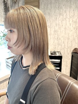 ヨル(Jor) ハイトーン×ハッシュカット