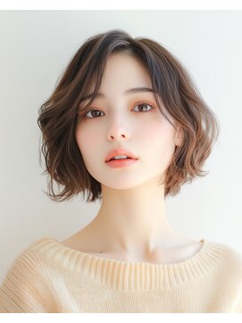 モード×フェミニンの絶妙バランス