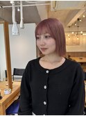 切りっぱなしボブ ピンクベージュ