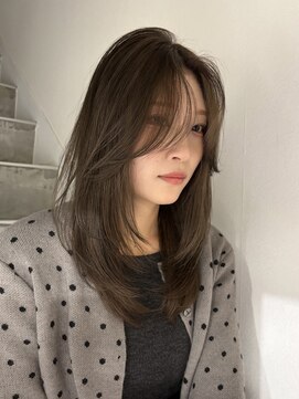 ヨーク(YOKE) ミディアムレイヤーダブルカラーミルクティーブラウン韓国巻き
