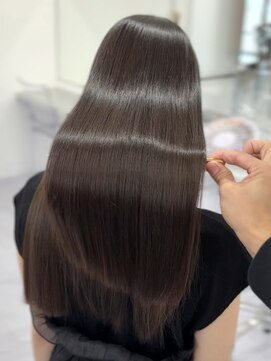 ヴィヴィー 福岡天神店(VIVIE) 美髪縮毛きょうせい