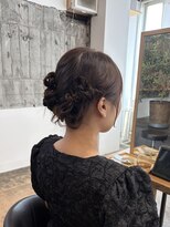 サイ(sai) 【ねじねじツイン アップスタイル】望月