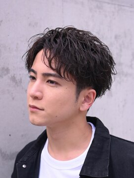フィフス 渋谷(fifth) 今流行りの無造作刈り上げないツイストスパイラルショートパーマ