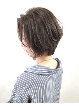 ソース ヘア アトリエ 京橋(Source hair atelier) 【SOURCE】ナチュラルショートボブ