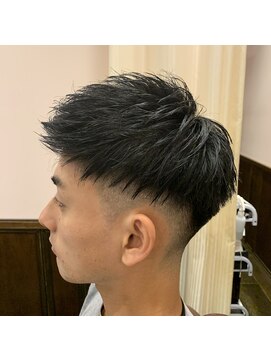 ヒロギンザバーバーショップ 新宿店(HIRO GINZA BARBER SHOP) アップバングツーブロックフェード