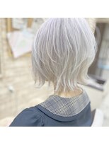 ヘアスペース エアリス(Hair space Earth)&nbsp;ウルフスタイル！！ホワイティカラー！