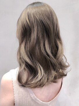 アルバム 銀座(ALBUM GINZA) ミルクティーグレージュ_ハイライトカラー_ba304692