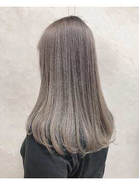 アリー 原宿 表参道(ALLY) 【ALLY】"ツヤ髪""透明感"ハイトーンカラーグレーベージュ