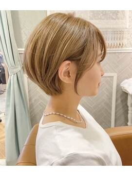 ロンド 銀座(Lond) 【Lond 春日美月】透明感のあるベージュ×丸みショート