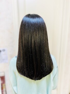 美容室 ティンカーベル ストレボトリートメント