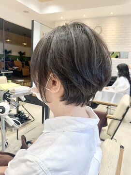 ヘア スパ ビューティー エールフォルム(HAIR SPA BEAUTY YELLFORME) 丸みショート