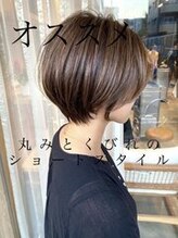 TREAT HAIR DESIGN 新浦安店【6月1日NEWOPEN（予定）】 丸みとくびれショートボブ