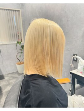 フィーネ 横浜(Fi -Ne) ブロンドボブ
