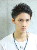 ツーブロックかき上げ サイドパートグラデーションヘア