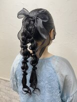 ツイン編みおろしアレンジ　渋谷宮益坂ヘアセット　momoko