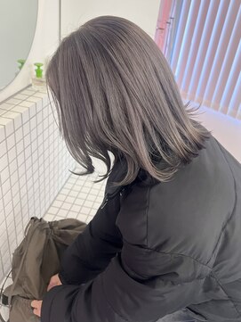 ミテ ナゴヤ(mite nagoya) シルバーグレー