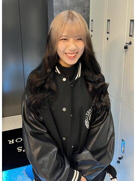 ワンズミラー 海老名店(ONE's MIRROR) ホワイトカラー/ルーツカラー/レイヤーカット