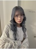 ブルーシルバーカラーブルージュカラー