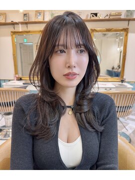 ロンドアベニール 北千住(Lond avenir) ミディアムレイヤーカット/レイヤー/顔周り/韓国/髪質改善北千住