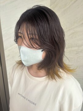 マスタードカラー