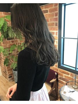 ローレン(LOREN) 【LOREN】暗髪でグレージュ