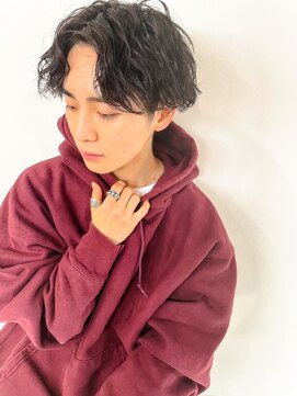 ヒビヲ(HIBIO) 波巻きスパイラル　ツイスパ　メンズパーマ　横浜美容室