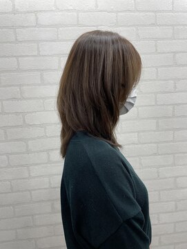 ナム(NAMU) ウルフレイヤーカット