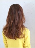 大人女子　レイヤースタイル　ゆる巻きふんわり
