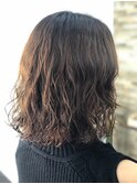 デザインカラー／レイヤーカット/ウエットヘア/オリーブベージュ