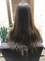 ハサミバイアトリエナガノ 千葉(8sami by atelier nagano)&nbsp;デザインカラー／レイヤーカット/ウエットヘア/オリーブベージュ