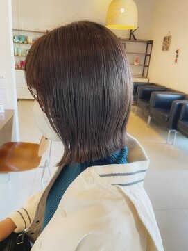スイッチ 本店(SWITCH) 【井口】切りっぱなしボブ+つやカラー♪