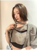 前髪なしぱつっとボブ