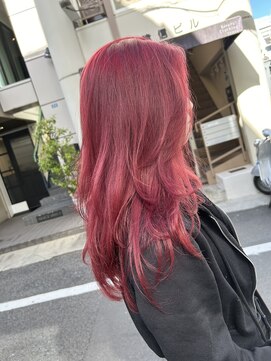 ヘアーシグネチャー(Hair Signature) アリエルレッド/くびれ/大人/レイヤースタイル　20代/30代/40代