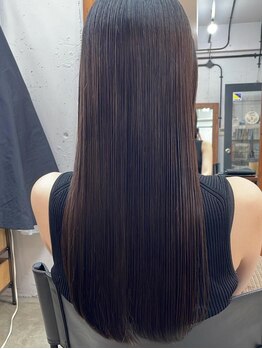 カノア(kanah)の写真/独自の薬剤調合で髪の深部まで徹底的にケア。目で見てわかる艶と圧倒的な柔らかな手触りに*【元町/三宮】
