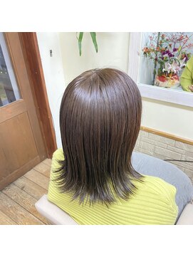 トイヘアー(toihair) 自然な外ハネが可愛い!ミディアムレイヤー