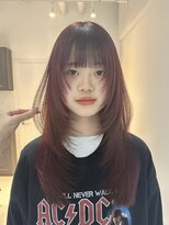 スティロ(stylo)&nbsp;レイヤーカットハイライトショートヘアイルミナカラーオージュア