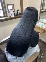 ガルボ ヘアー(garbo hair) 髪質改善 10代 20代 30代 ブルーブラック 髪質改善ストレート