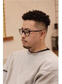 ボルサリーノパーマスキンフェード