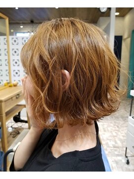 クレメンテ バイ ロスタ(Clemente by Rosta) パーマ