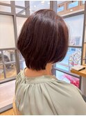 アッシュブラウン小顔前下がりワンサイドショートボブカット