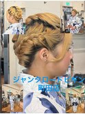 ヘアアレンジ、パーティースタイル
